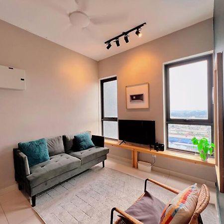 7 Pax Family Connecting Room D'Sara, Direct Link Mrt Kampung Selamat, Near Sungai Buloh & Thomson Hospital Shah Alam Exterior foto