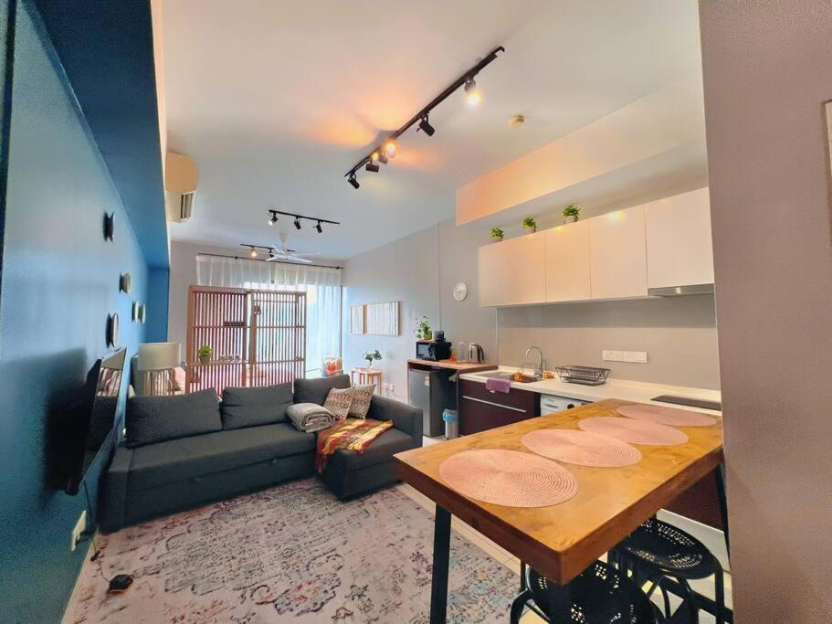 7 Pax Family Connecting Room D'Sara, Direct Link Mrt Kampung Selamat, Near Sungai Buloh & Thomson Hospital Shah Alam Exterior foto